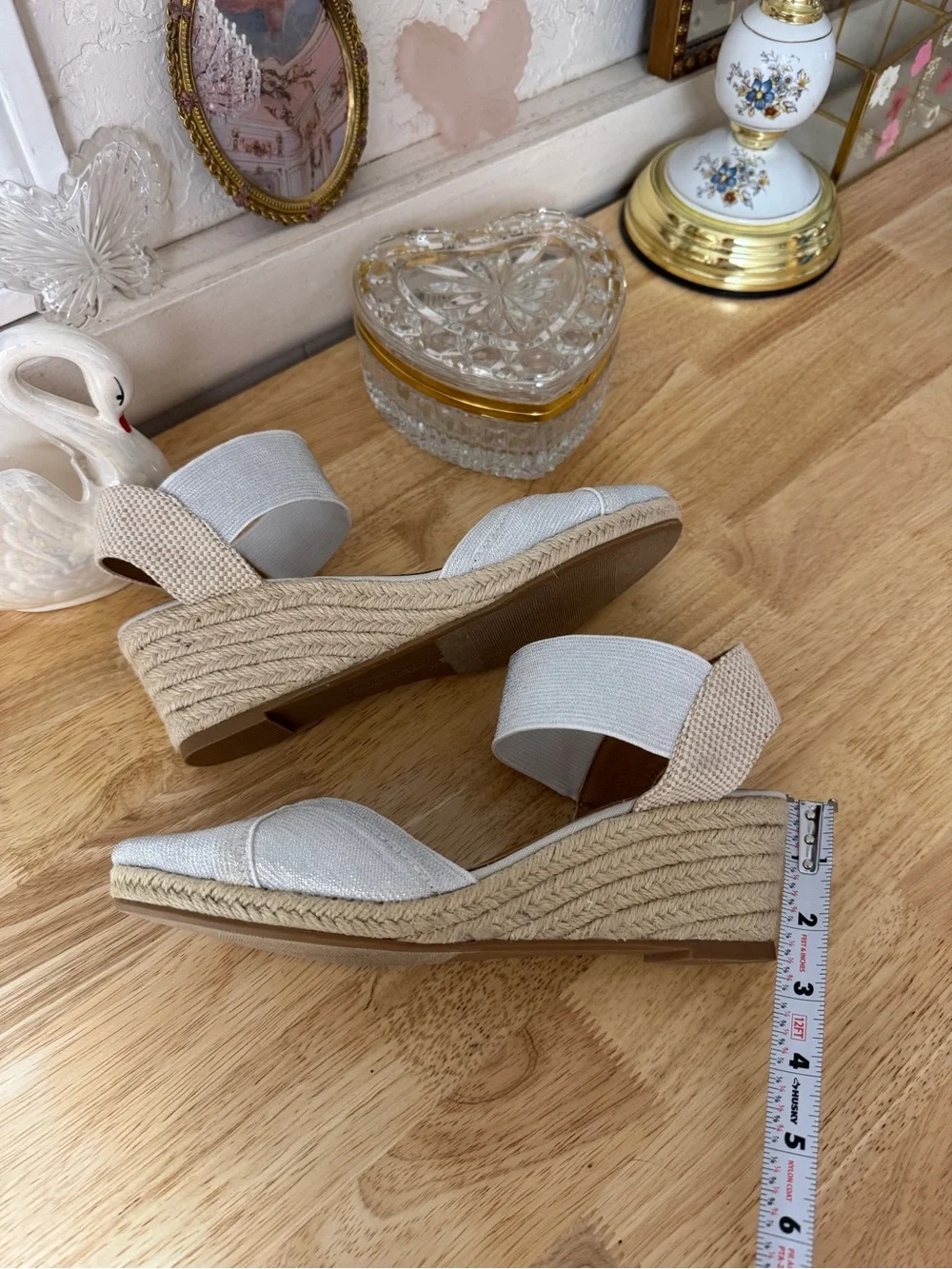 Comfortview shimmer espadrille wedge sandals size 9.5 stretchy comfort straps